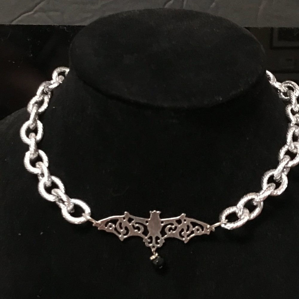 Bat Choker Silver Chunky Necklace Biker Goth Collar Gothic Chain Punk Rock - Picture 2 of 9